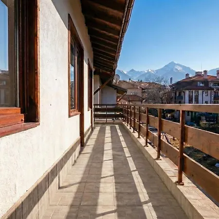 Mountain Paradise 2 - Cosy 2 Bed Mountain View - Washer Apartman